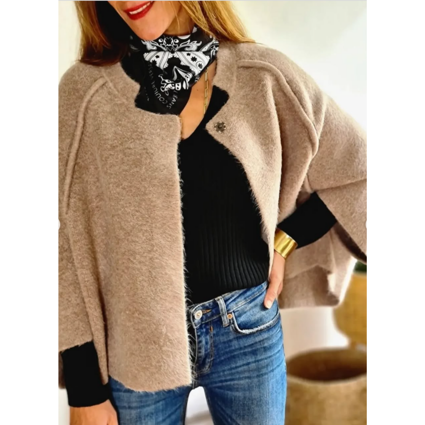 Women's Elegant Timeless Coat | Belluvyn