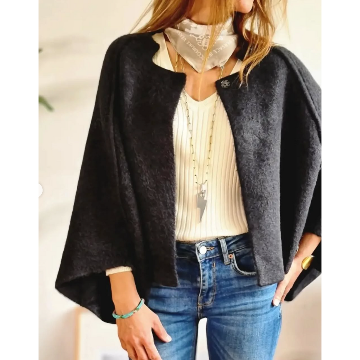 Women's Elegant Timeless Coat | Belluvyn