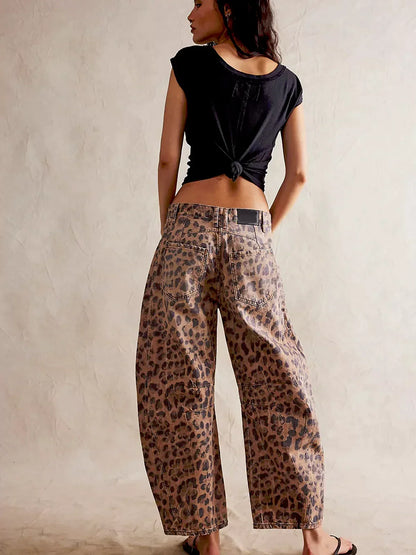 Women's Mid-Rise Wide-Leg Leopard Jeans | Belluvyn