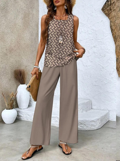 Chic Two-Piece Vacation Outfit Set for Women | Belluvyn