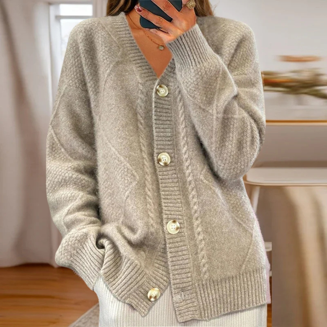 Women's Cable-Knit Cardigan | Belluvyn