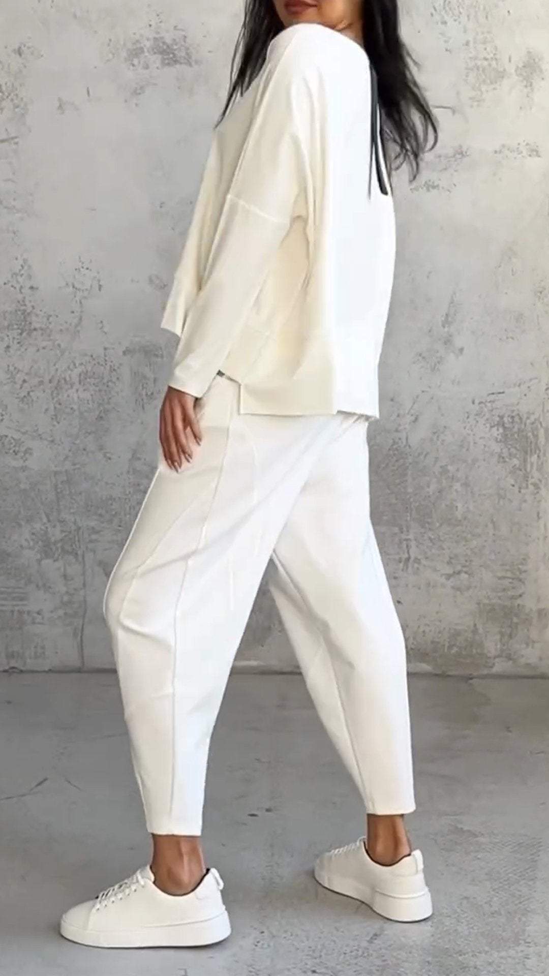 Women's 2-Piece Lounge Set Long Sleeve Top & Pants | Belluvyn