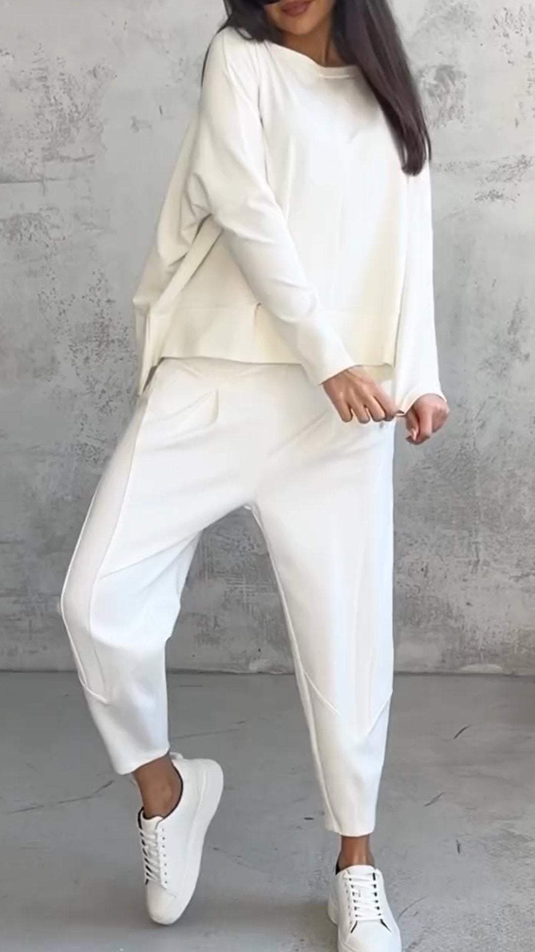 Women's 2-Piece Lounge Set Long Sleeve Top & Pants | Belluvyn