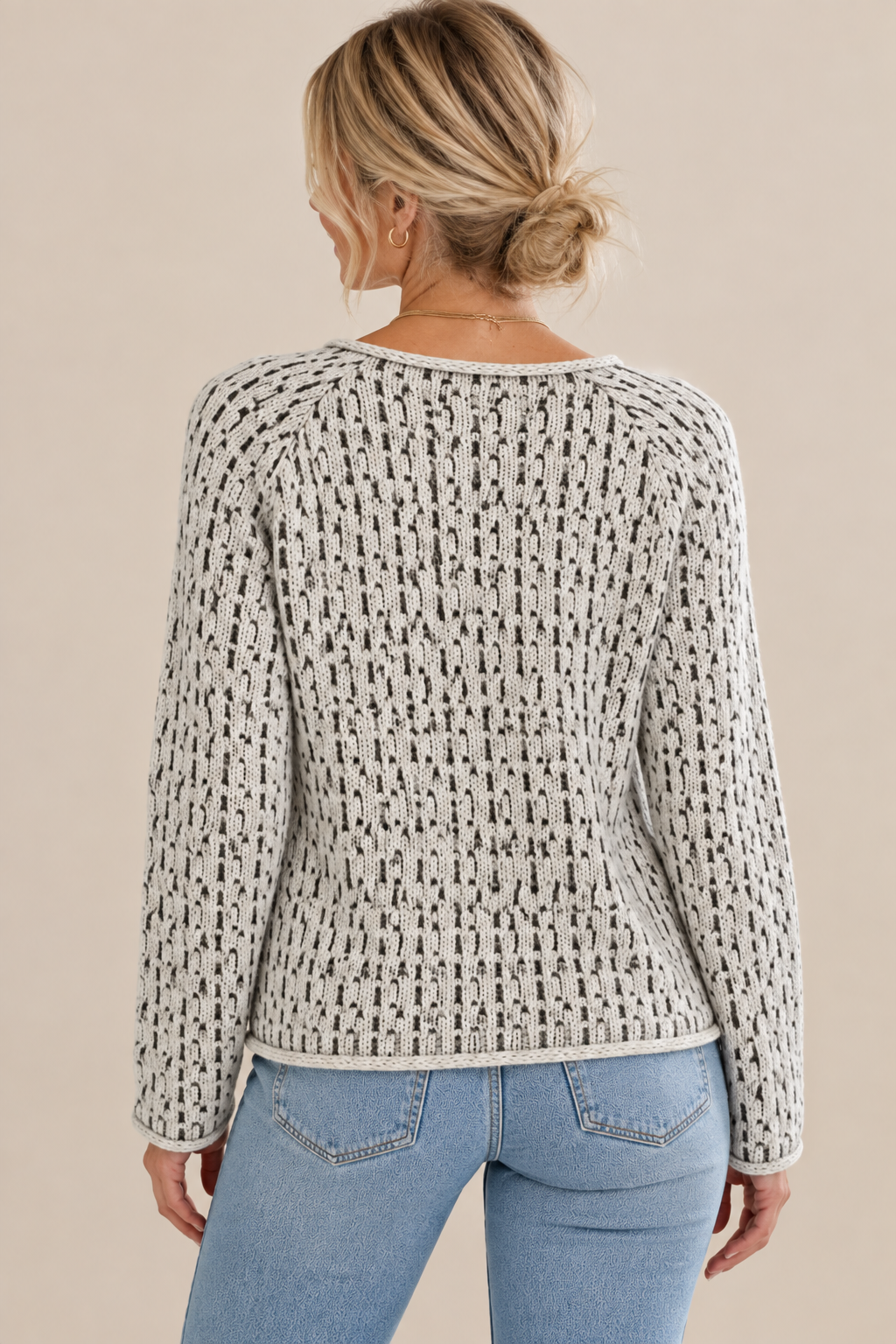 Women's Cozy Textured Knit Sweater | Belluvyn