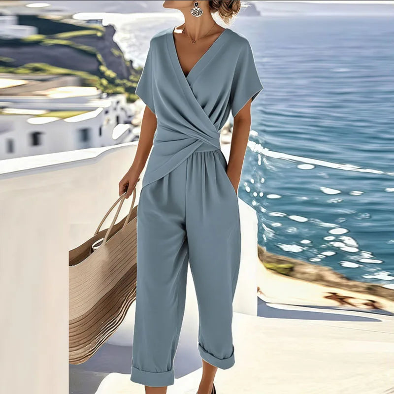 Women's Elegant Vacation Outfits | Belluvyn