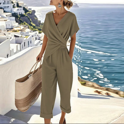 Women's Elegant Vacation Outfits | Belluvyn