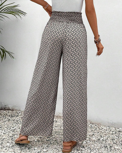 Women's Relaxed Wide Leg Trousers | Belluvyn