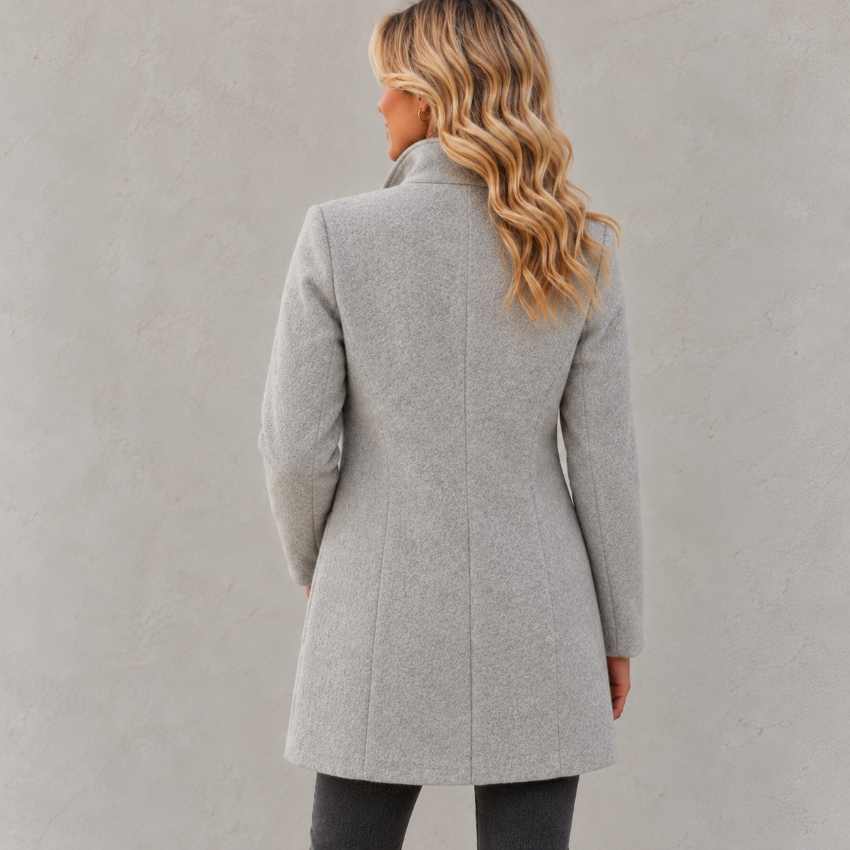 Women’s Timeless Everyday Coat | Belluvyn