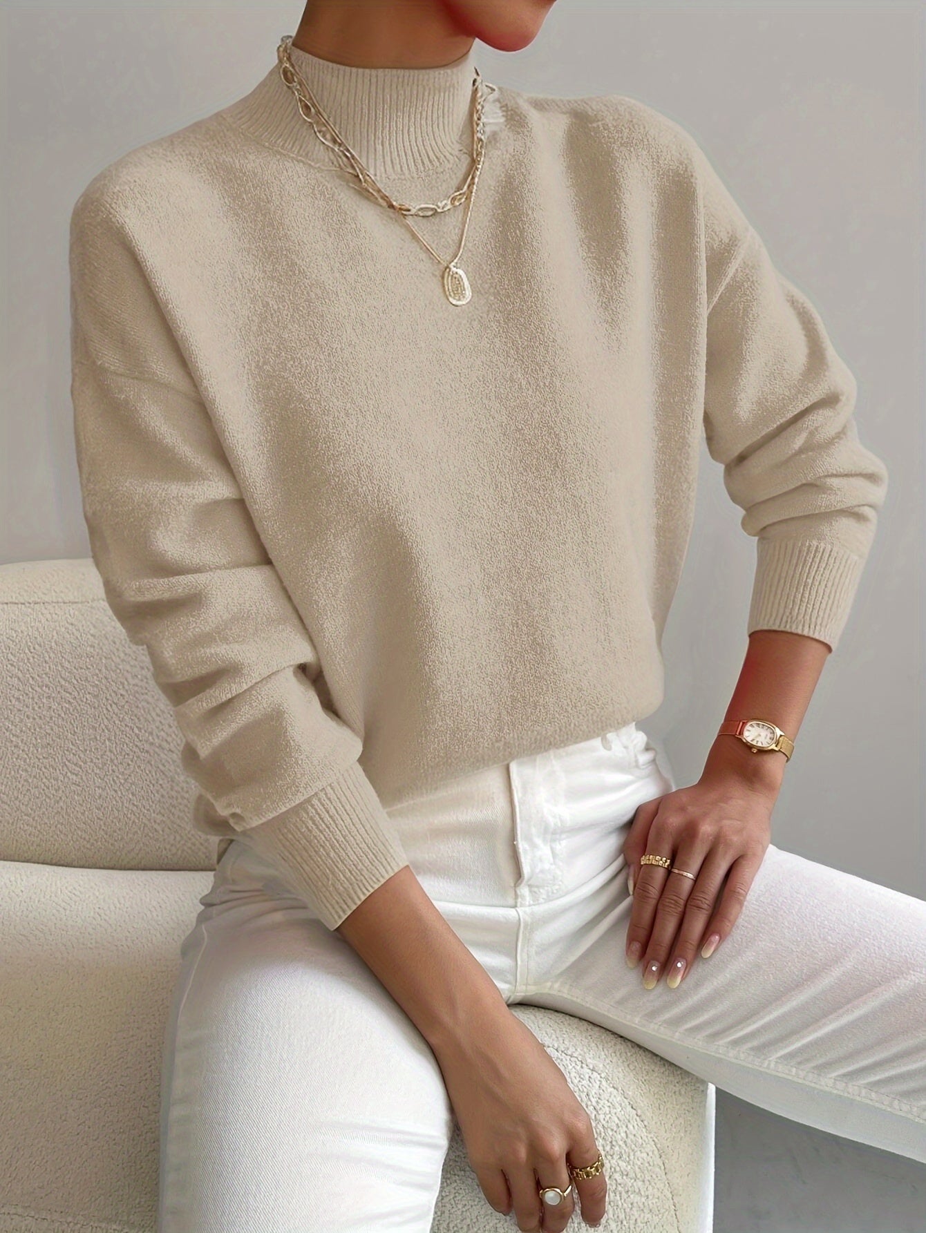 Women's Elegant Turtleneck Sweater | Belluvyn