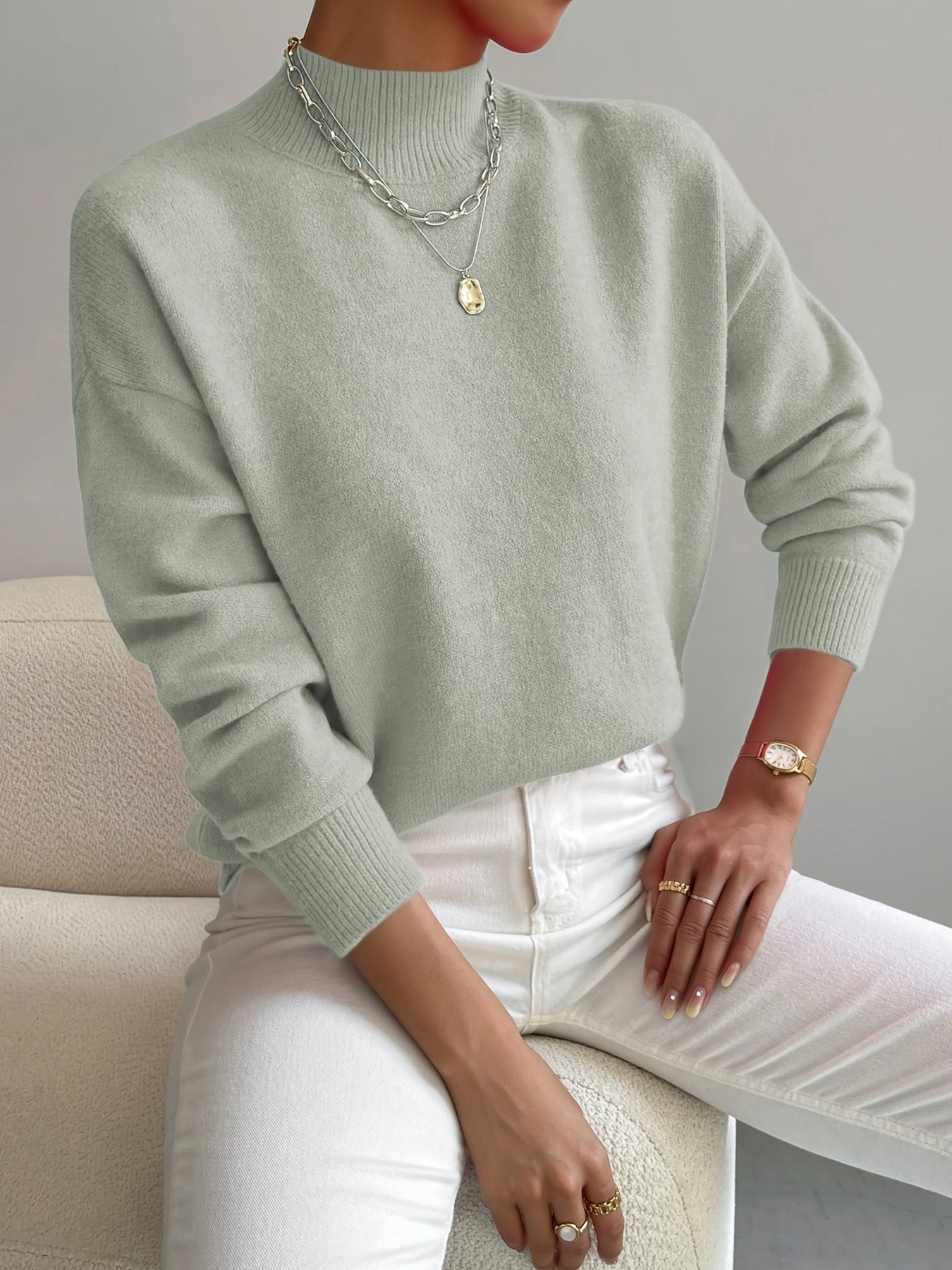 Women's Elegant Turtleneck Sweater | Belluvyn