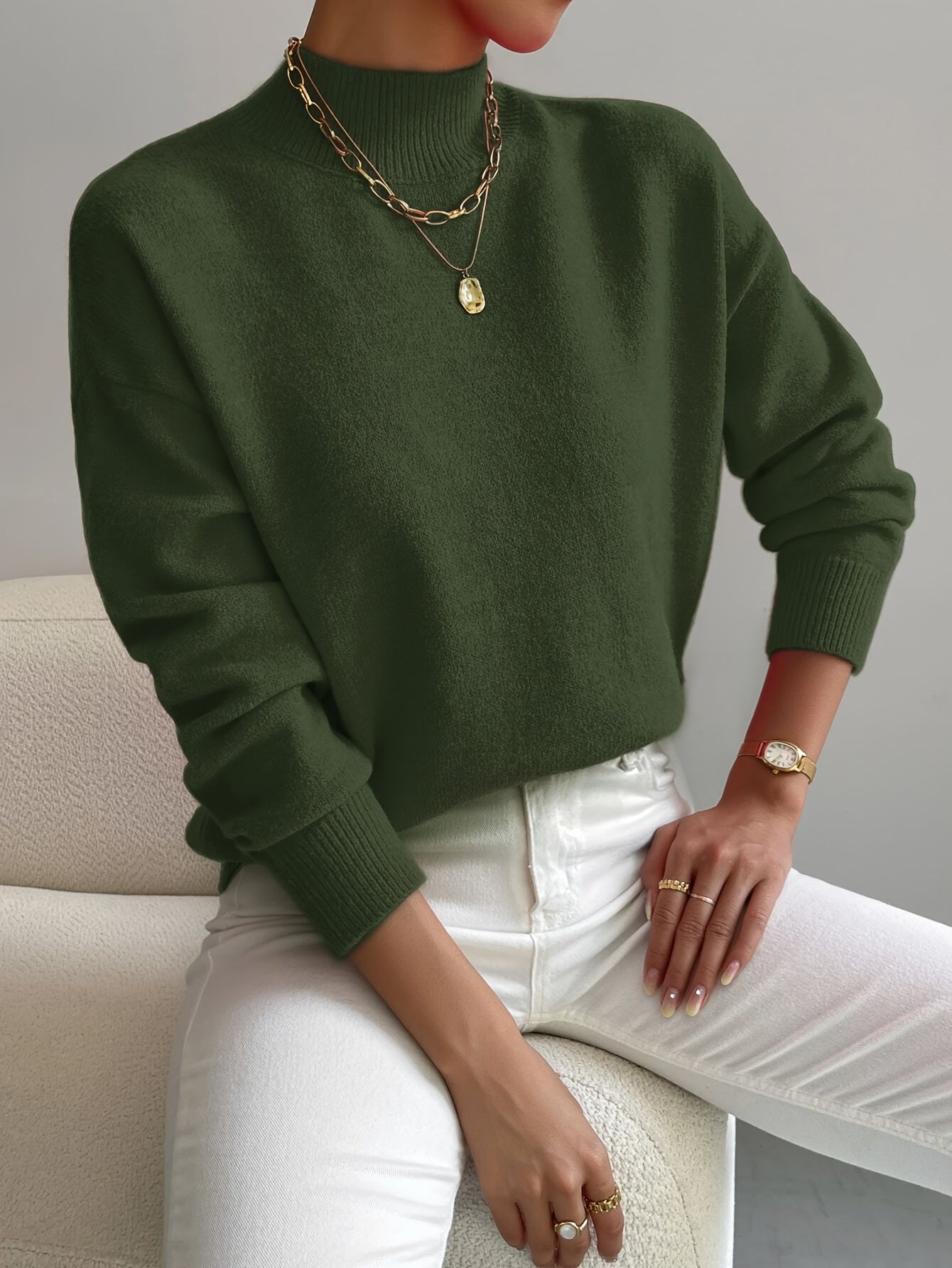 Women's Elegant Turtleneck Sweater | Belluvyn