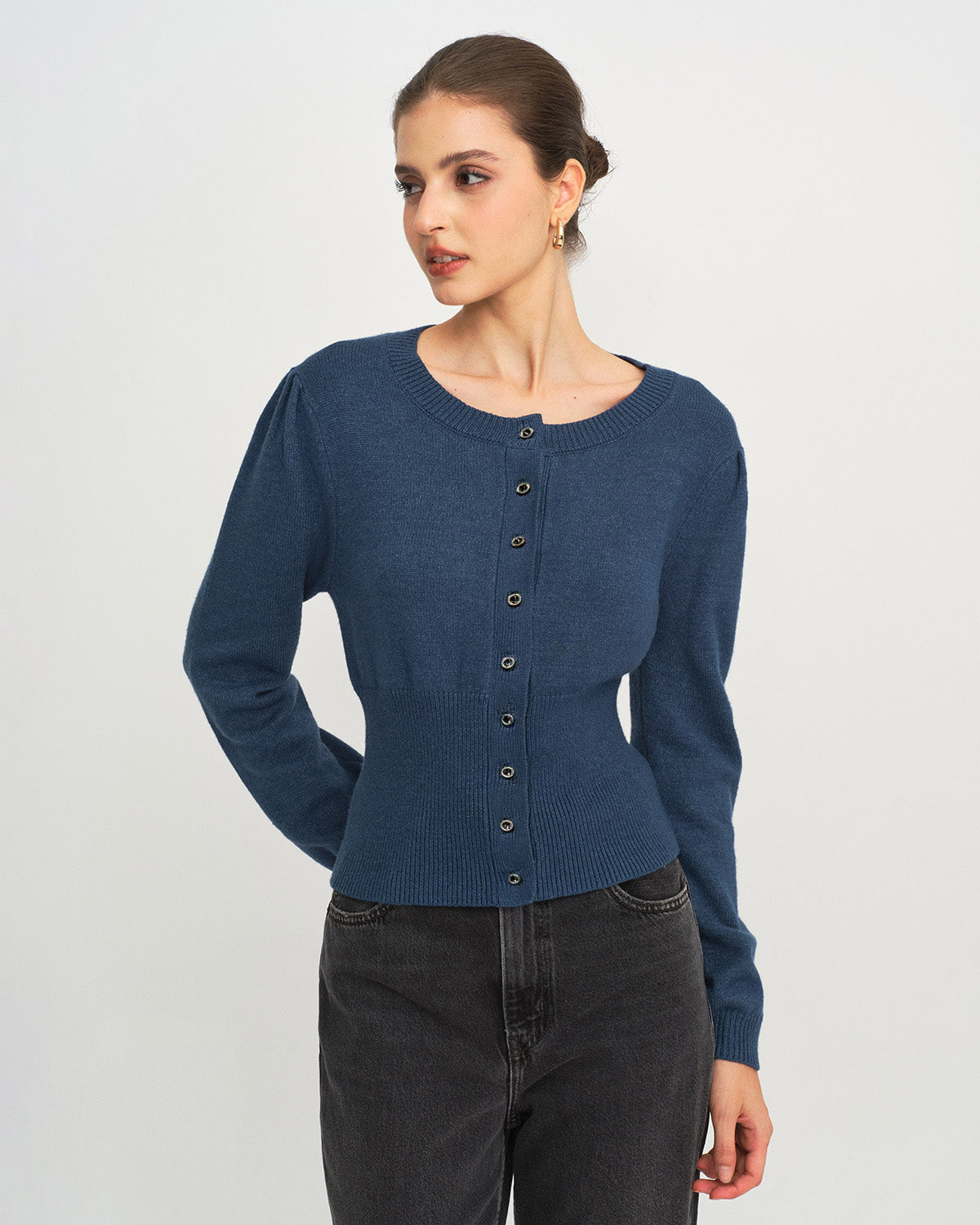Women's Round Neck Slim Knit Cardigan | Belluvyn